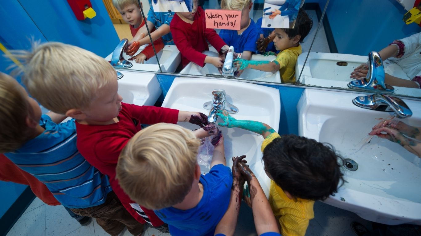 portable sinks for children