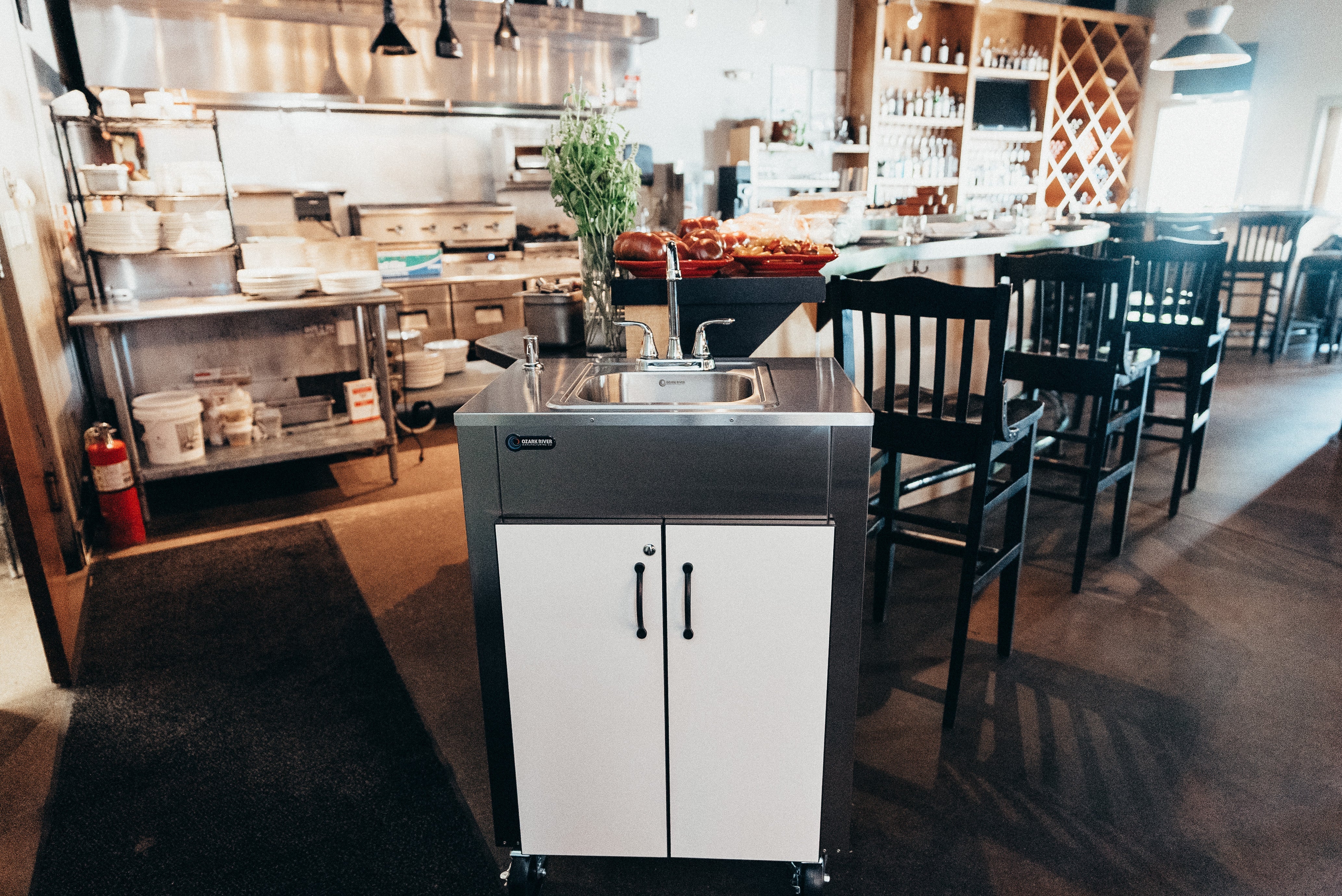 Food Safety Starts with Clean Hands: How Portable Sinks Protect Staff & Customers